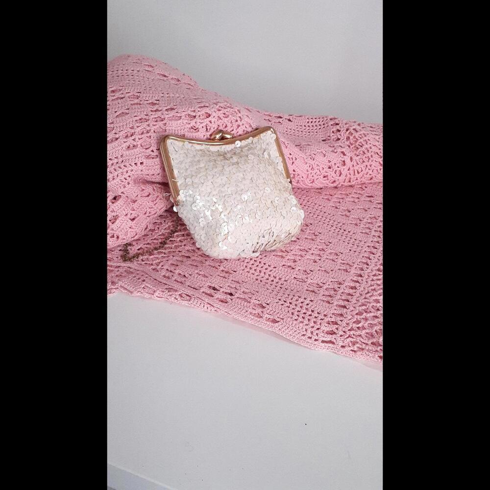 Elegant Sequin Clutch Bag - Perfect for Special Occasions